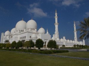 7-UAE_AbuD_Grand-Mosque