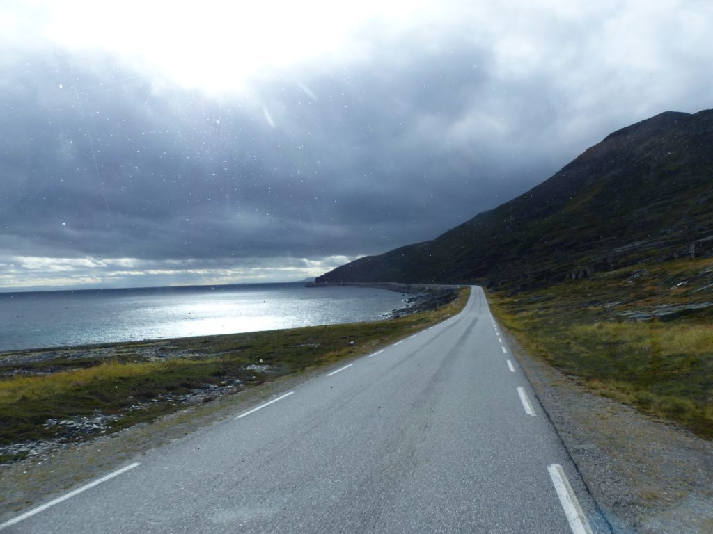 16.1e_N_toLakselv_Porsangerfjord